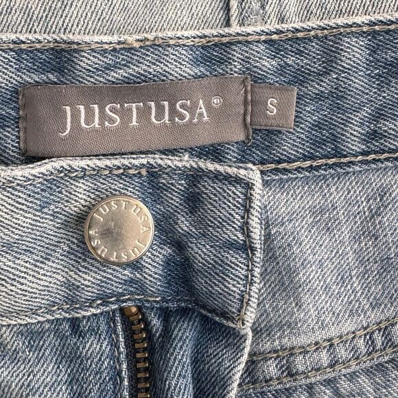 Just USA Small Jean Shorts Mid-Rise Zip-Fly Distressed Rips Frayed Hems Blue - Picture 6 of 7